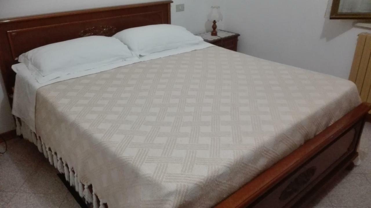 トーディ Agriturismo Cerquagliaヴィラ エクステリア 写真